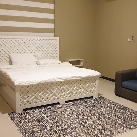 King Bed Room In Salalah Social Club Exterior photo